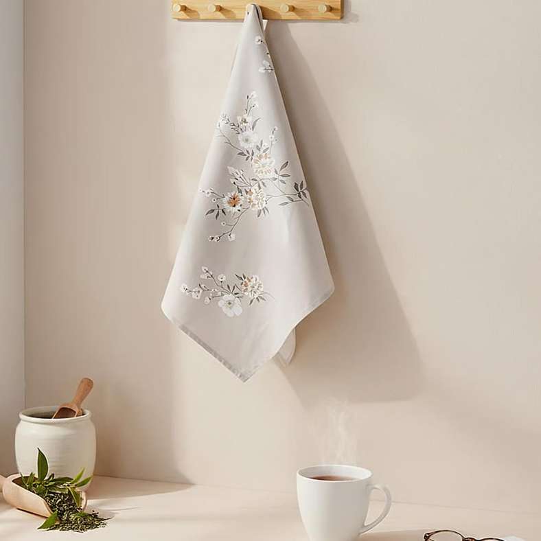 Pan Home Fleur Tea Towel - Sage - Image 1