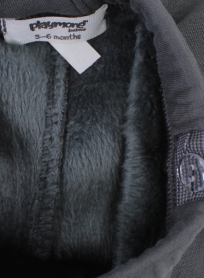 بلاي مور ليجن فرو ناعم للبنات الصغار باللون الرمادي الداكن - Image 3