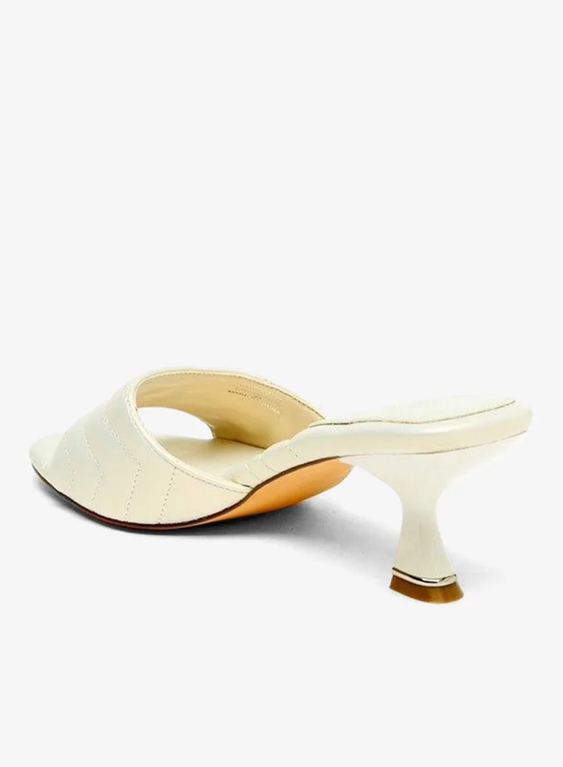 سيليست صنادل نسائية سهلة الارتداء بكعب عريض