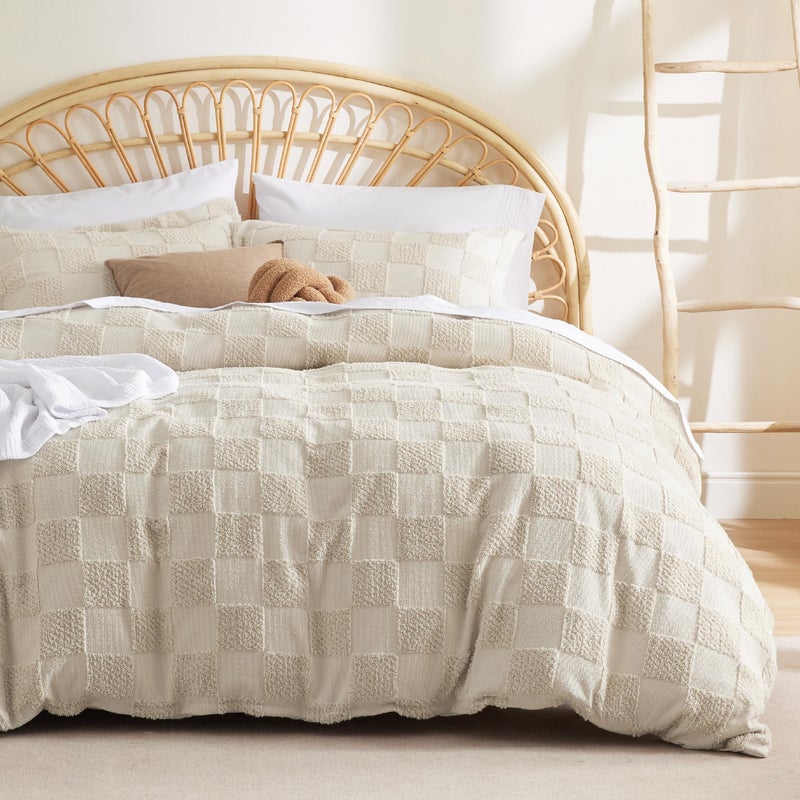Bedsure Boho Kids Duvet Cover King Sizeï¼ˆDuvet Insert/Comforter not Included - Checkered King Duvet Cover for All Seasons, Soft Shabby Chic Boho Bedding (Beige, 104" x 90") - Image 1