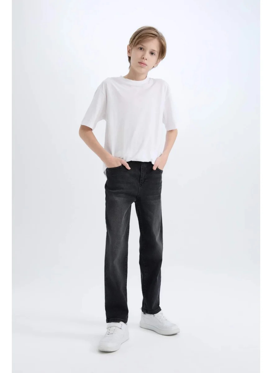 ديفاكتو Boy Straight Fit Jeans C7230a825sm