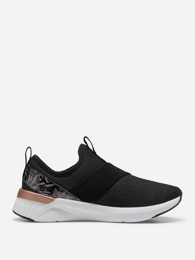 PUMA Softride Harli Slip On Sneakers - Image 5