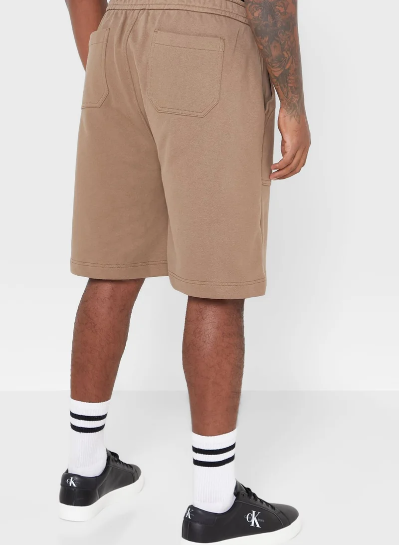 Calvin Klein Jeans Shrunken Badge Shorts