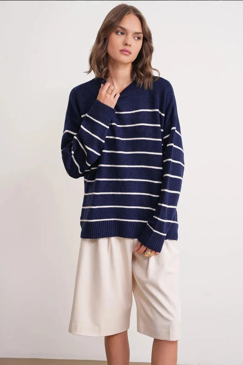 Mixray Striped Crew Neck Relaxed Knit Pullover Sweater