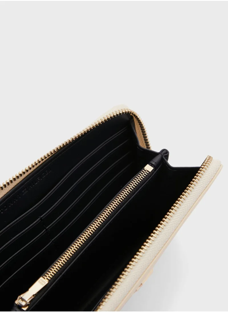 TOMMY HILFIGER Essential Large Clutch