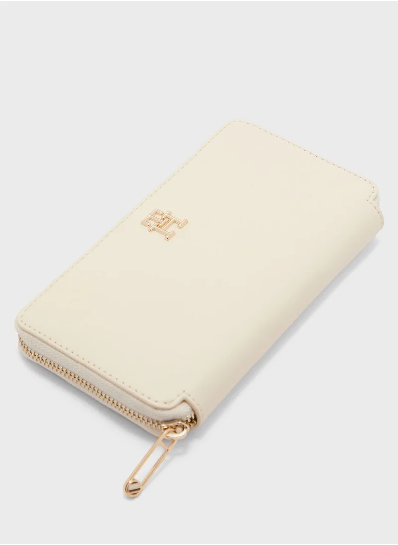 TOMMY HILFIGER Essential Large Clutch
