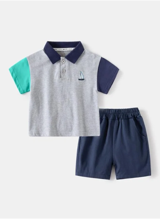 يونيكي Grey Polo Collar Short Sleeve Applique Tshirt & Shorts
