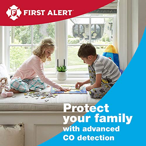 First Alert Carbon Monoxide Detector, Plug-In Alarm with Test & Silence Button, CO600, White, 1-Pack - Image 2