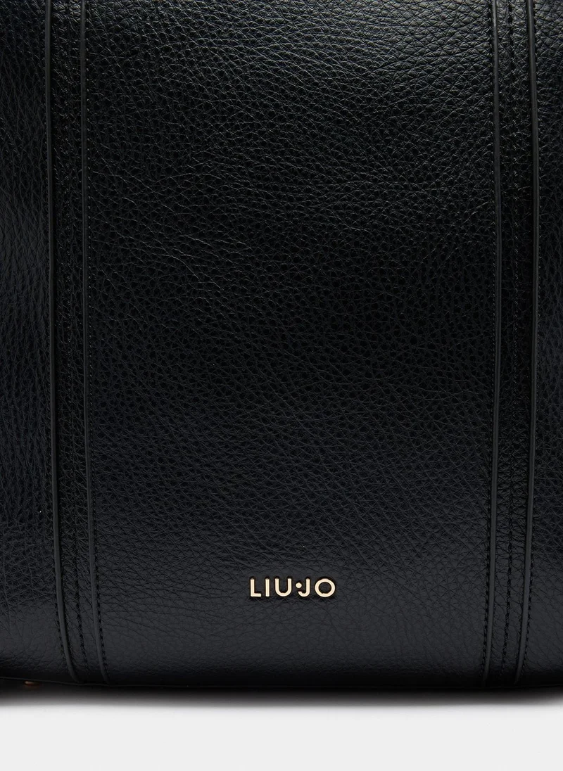 ليو جو حقيبة كتف متوسطة