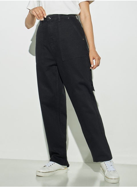 Iconic Solid Wide Leg Carpenter Jeans with Button Closure