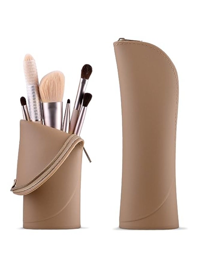 حقيبة السيليكون السفر مستحضرات التجميل مع مقبض الشريط وإغلاق السحاب ، منظم فرشاة ماكياج صغيرة محمولة لطيفة ، سهلة التنظيف ، حقيبة مستحضرات التجميل السفر مقاومة للماء قابلة للغسيل.