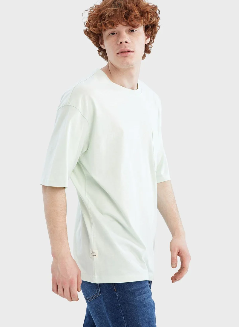 DeFacto Essential Crew Neck T-Shirt