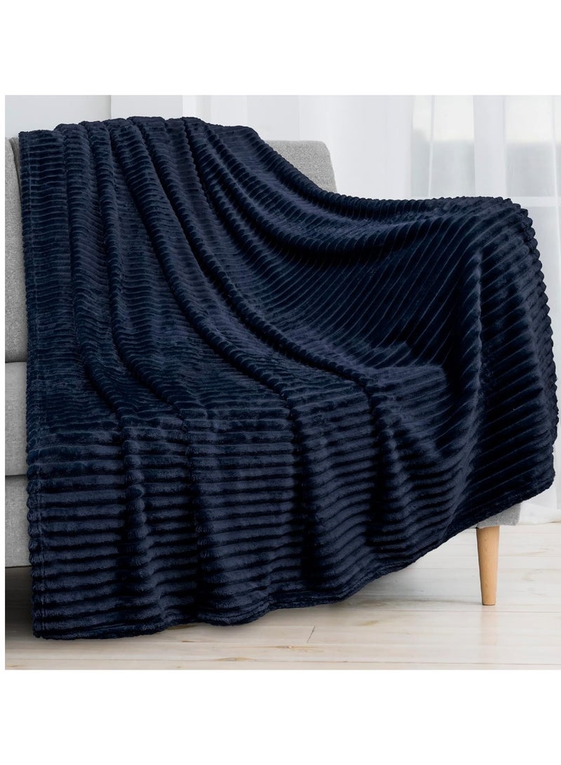  تي  جي  إتش بطانية فانيلا مخططة، بطانية فاخرة، ناعمة للغاية، بحجم كينغ (220x240 سم) للسرير والأرائك، دافئة ومريحة بشكل فاخر. - Image 2