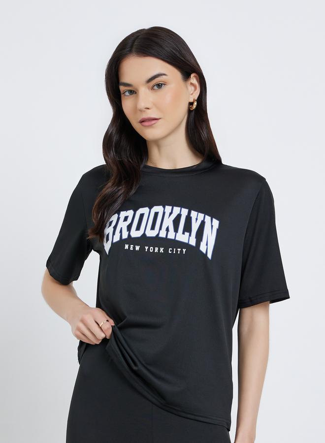 تايك تو طقم تي شيرت وبنطلون ليجنز بطبعة شعار - Image 2