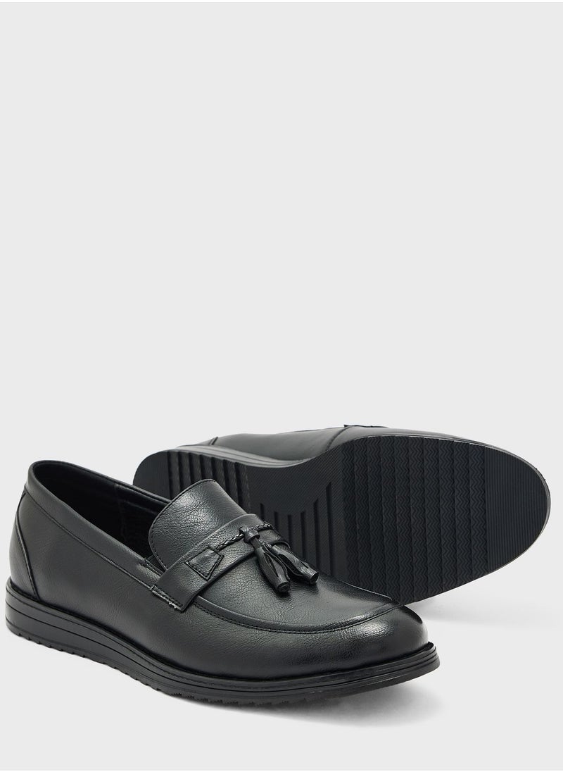 Robert Wood - Tassel Detail Casual Slip Ons - Image 1
