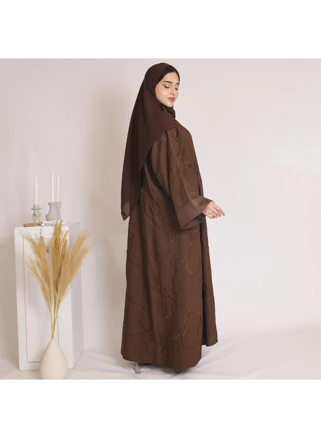 HAWRAA ABAYA Brown quarter-cloche abaya with wide sleeves and embroidery decorated with rhinestones