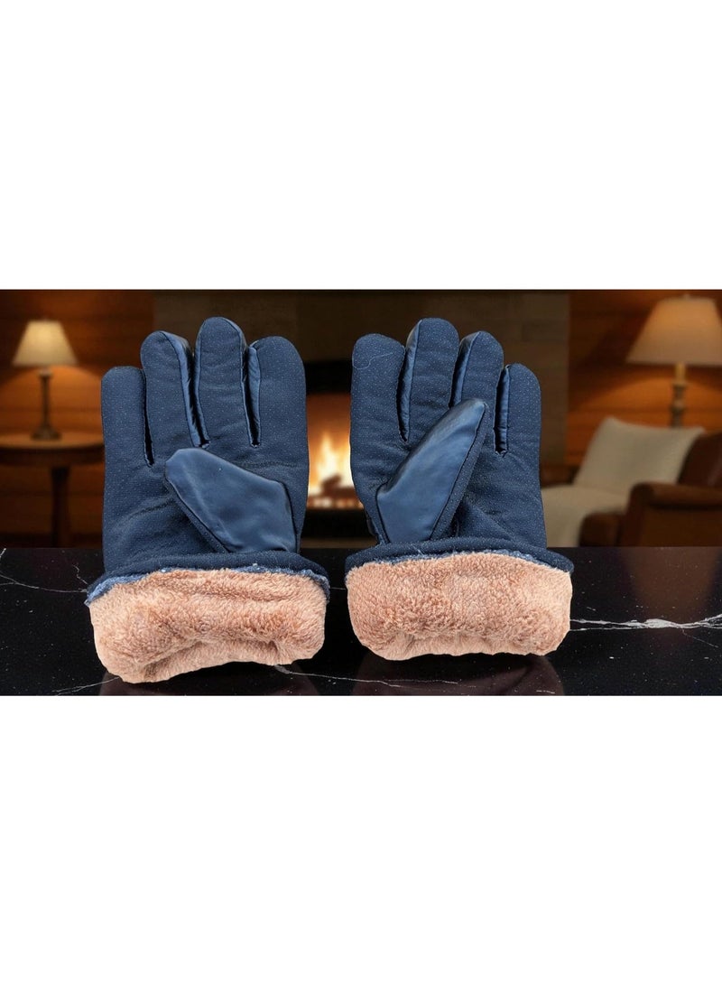 جوانتى جلد مبطن لقيادة الموتوسيكلات والدراجات فى الشتاء . مزود بحزام للتضيق على الذراع . مبطن بالكامل بفرو داخلى . جودة عالية مقاس موحد - Image 3