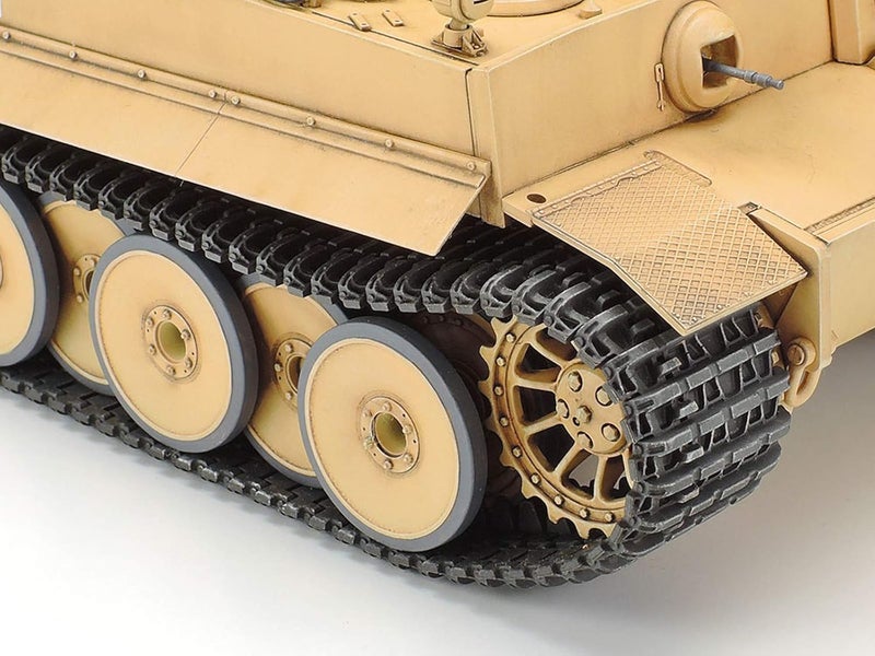 Tamiya 1:35 WWII Tiger I Initial/Early Production Model Kit with Figure - Image 5