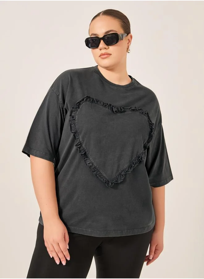 ستايلي Plus Size Acid Washed Ruffled Oversized T-Shirt