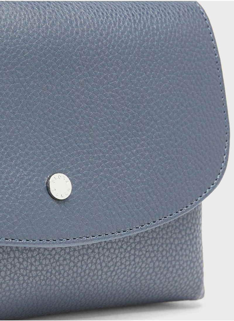 shoexpress - Flap Over Crossbody - Image 1
