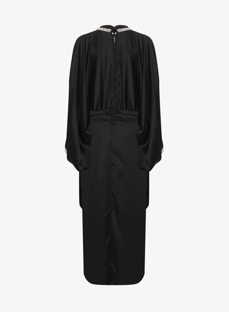 خزانة فستان مقاس كبير بياقة مزينة - Image 2