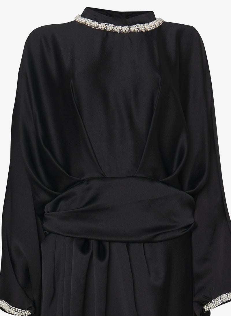 خزانة فستان مقاس كبير بياقة مزينة - Image 3