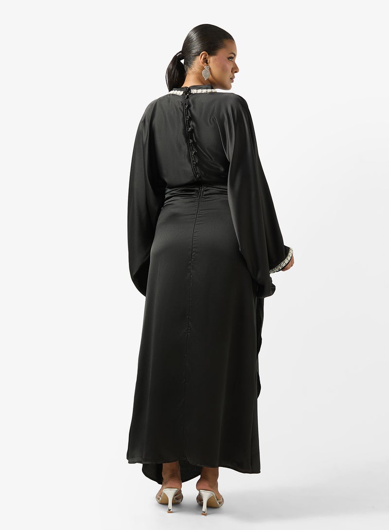 خزانة فستان مقاس كبير بياقة مزينة - Image 5