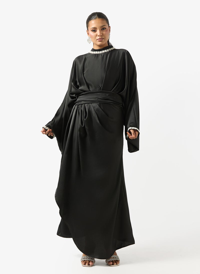 خزانة فستان مقاس كبير بياقة مزينة - Image 4