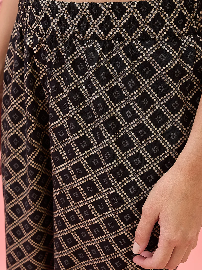 globus Women Thread Work Detail V-Neck A-Line Workwear Kurta & Pants Set