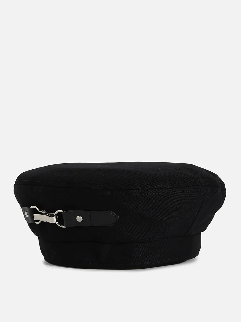 Haute Sauce Black Solid Beret Hat With Chain Detail