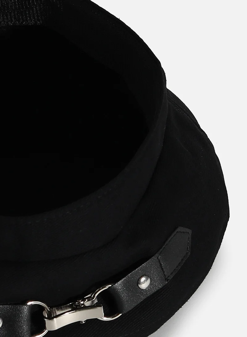 Haute Sauce Black Solid Beret Hat With Chain Detail