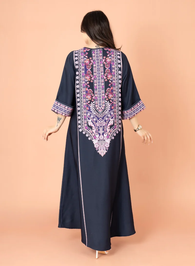 اكسا جلابية سادة منقوشة ازرق
