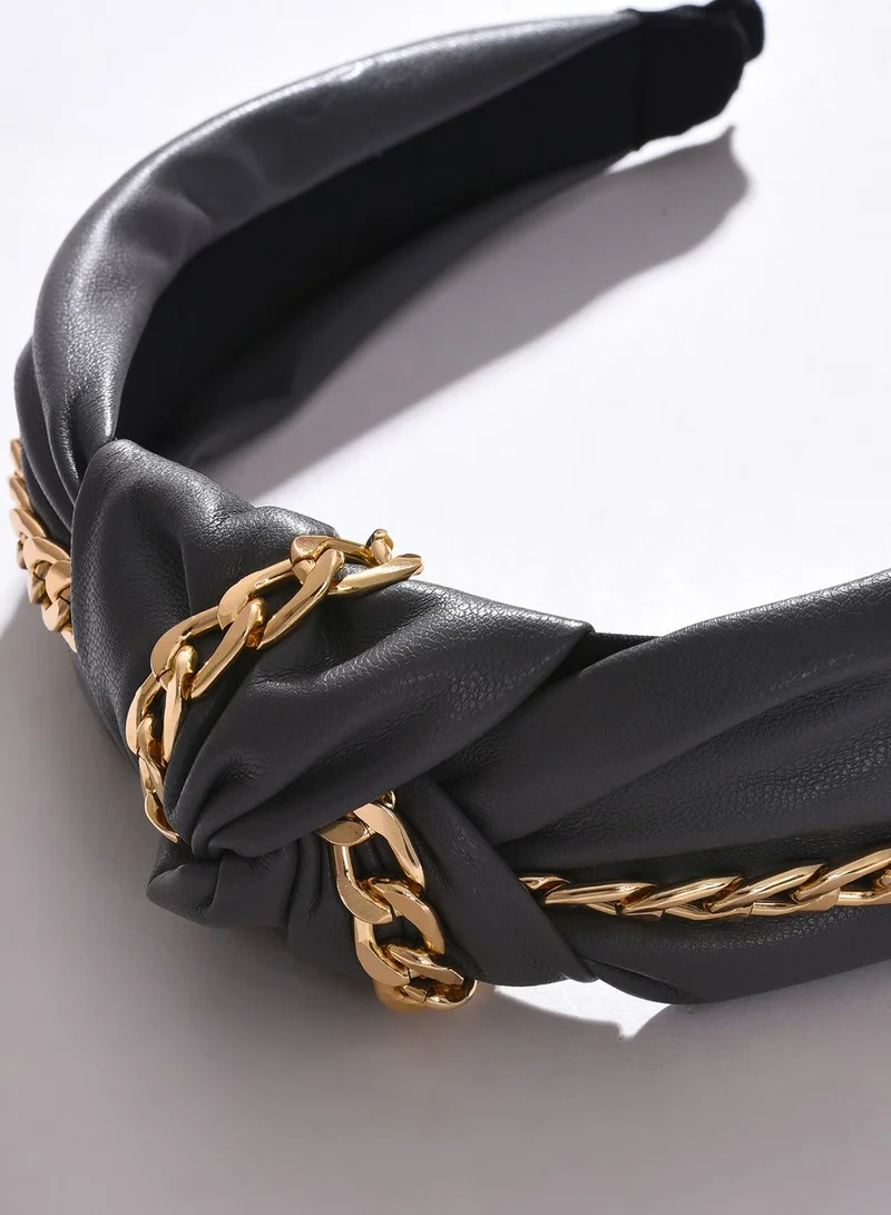 SOHI Hair Band with Chain Detail