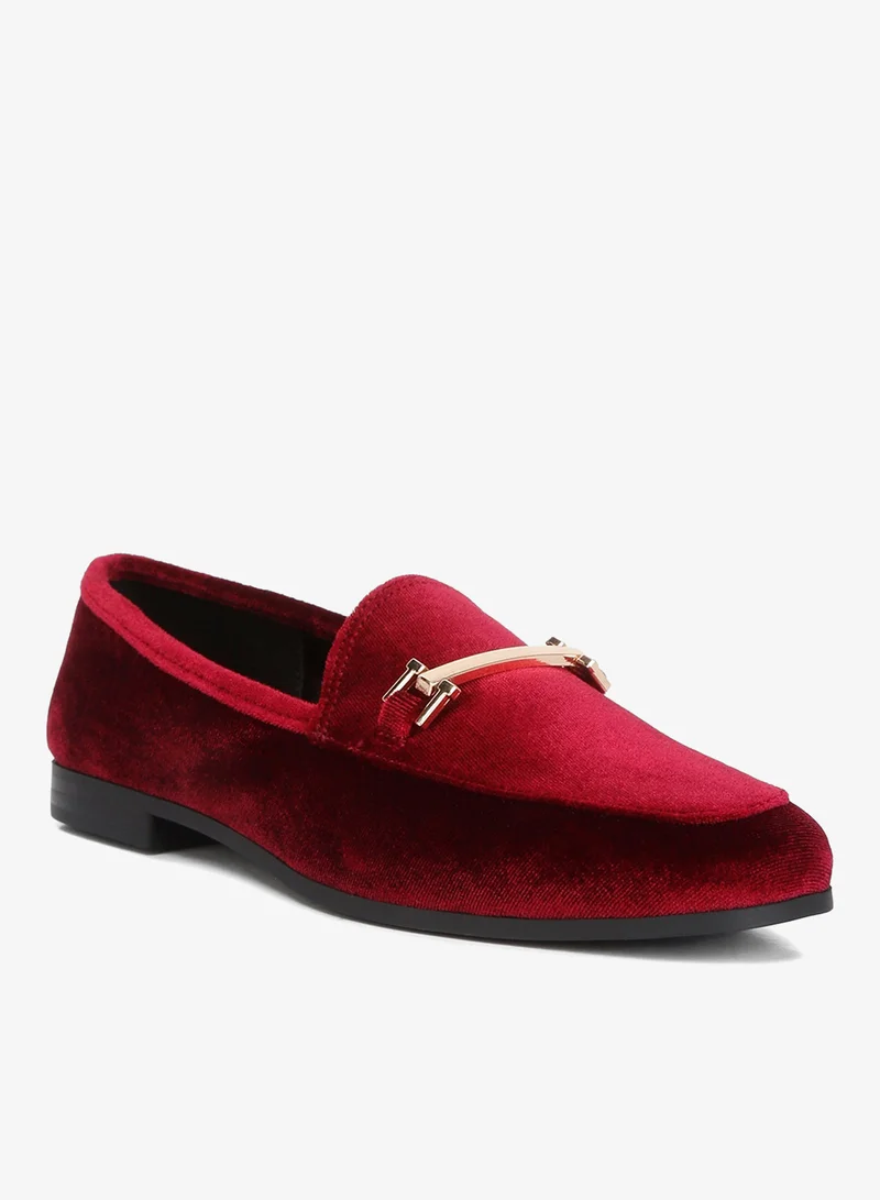London Rag Burgundy Horsebit Embellsihed Velvet Loafers in Burgundy for Women | Best Price UAE