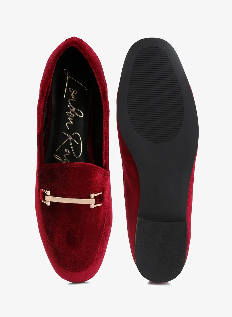 London Rag Burgundy Horsebit Embellsihed Velvet Loafers in Burgundy for Women | Best Price UAE