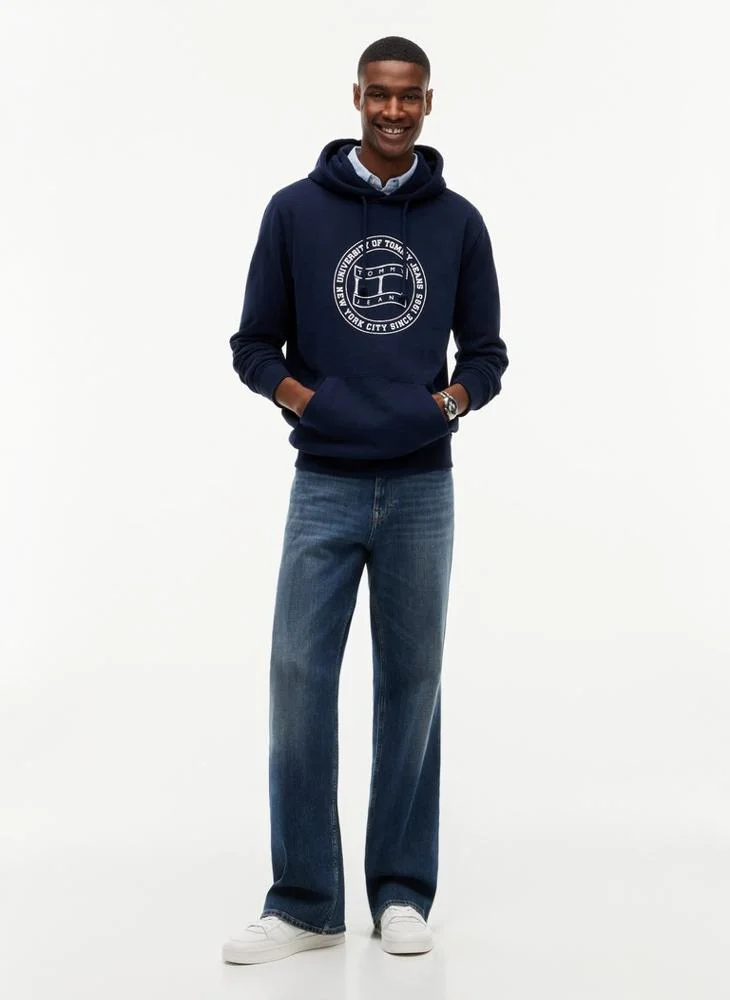Tommy Jeans  Wavy Flag Graphic Terry Drawstring Hoody for Men | Best Price UAE