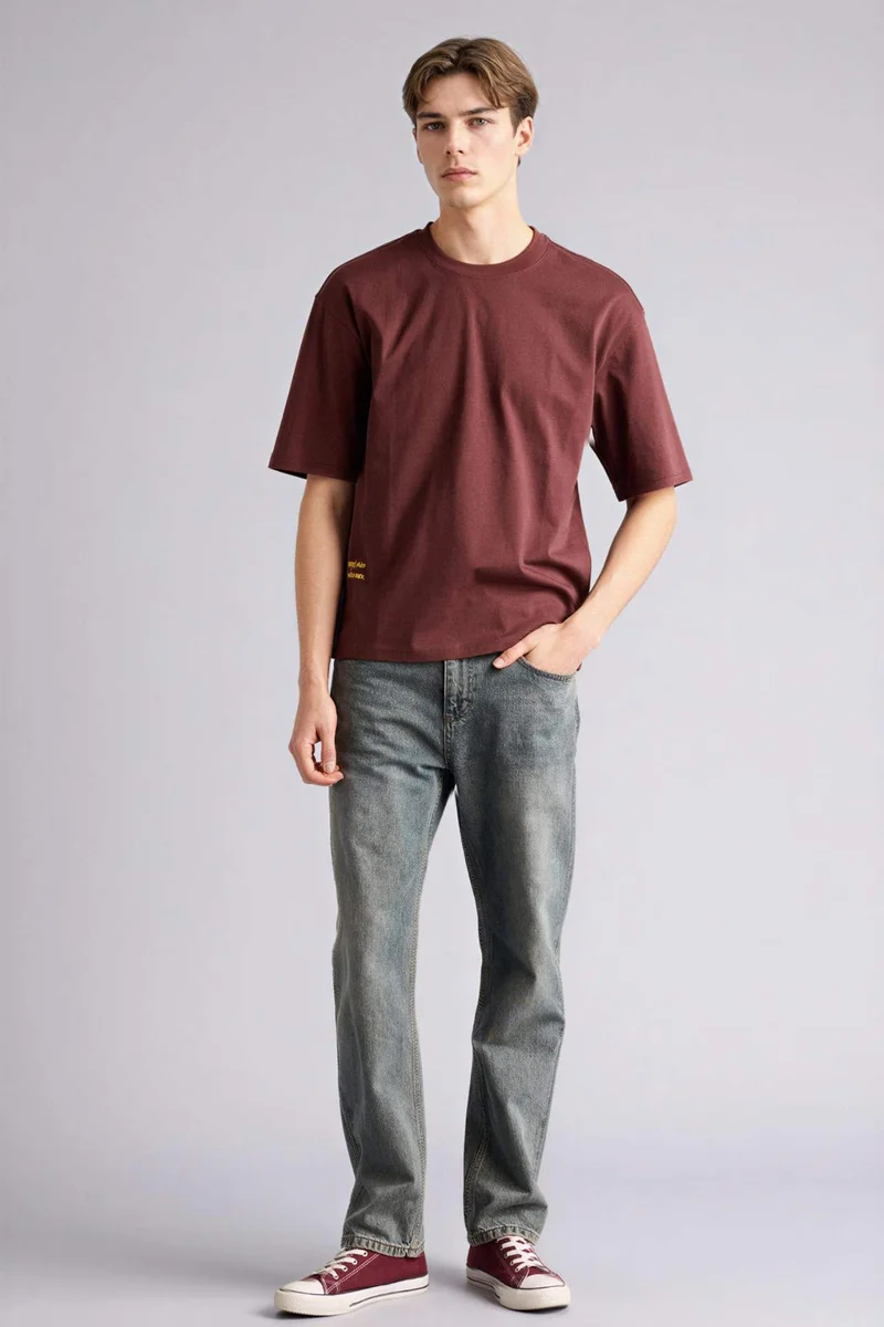 ديفاكتو 100% Cotton Boxy Fit Printed T-Shirt