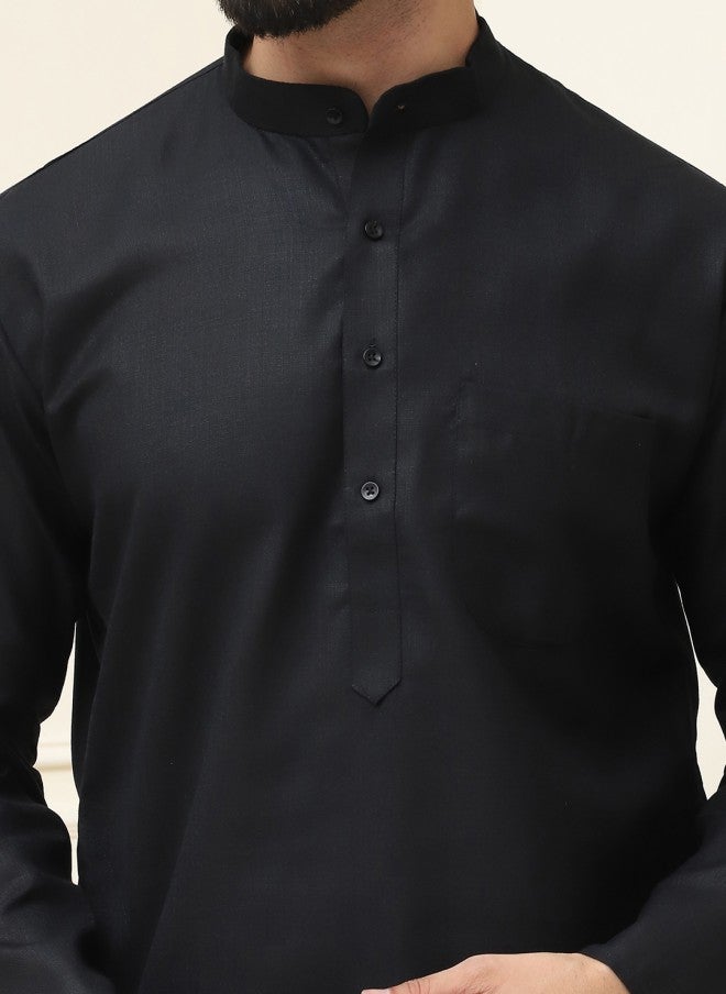 Sojanya Black Solid Straight Kurta for Men - Image 3