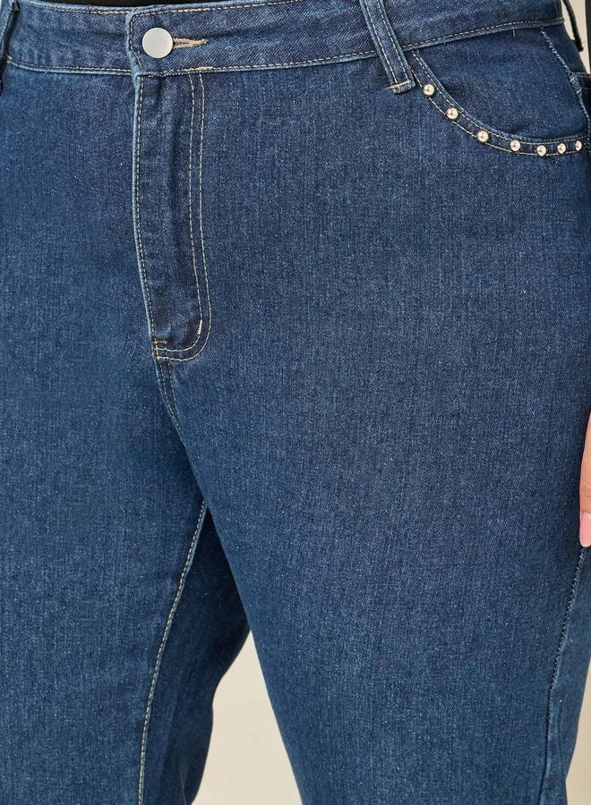 ستايلي Plus Studded Pocket Detail Straight Fit Jeans