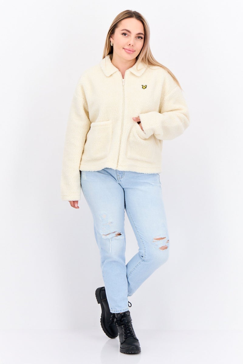 Lyle & Scott Women Embroidered Logo Sharpa Jacket, Cream  - Image 4