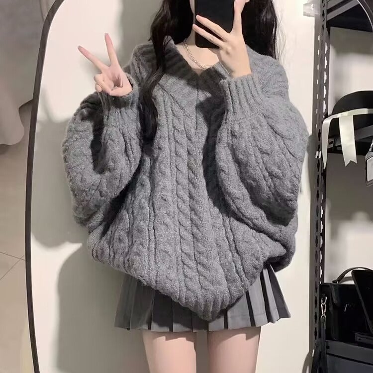 Winter Cable Knit Reducing Sweater Two-Piece Set Casual Chic Petite Age-Reducing Sweater V-Neck Knit Skirt gray sweater