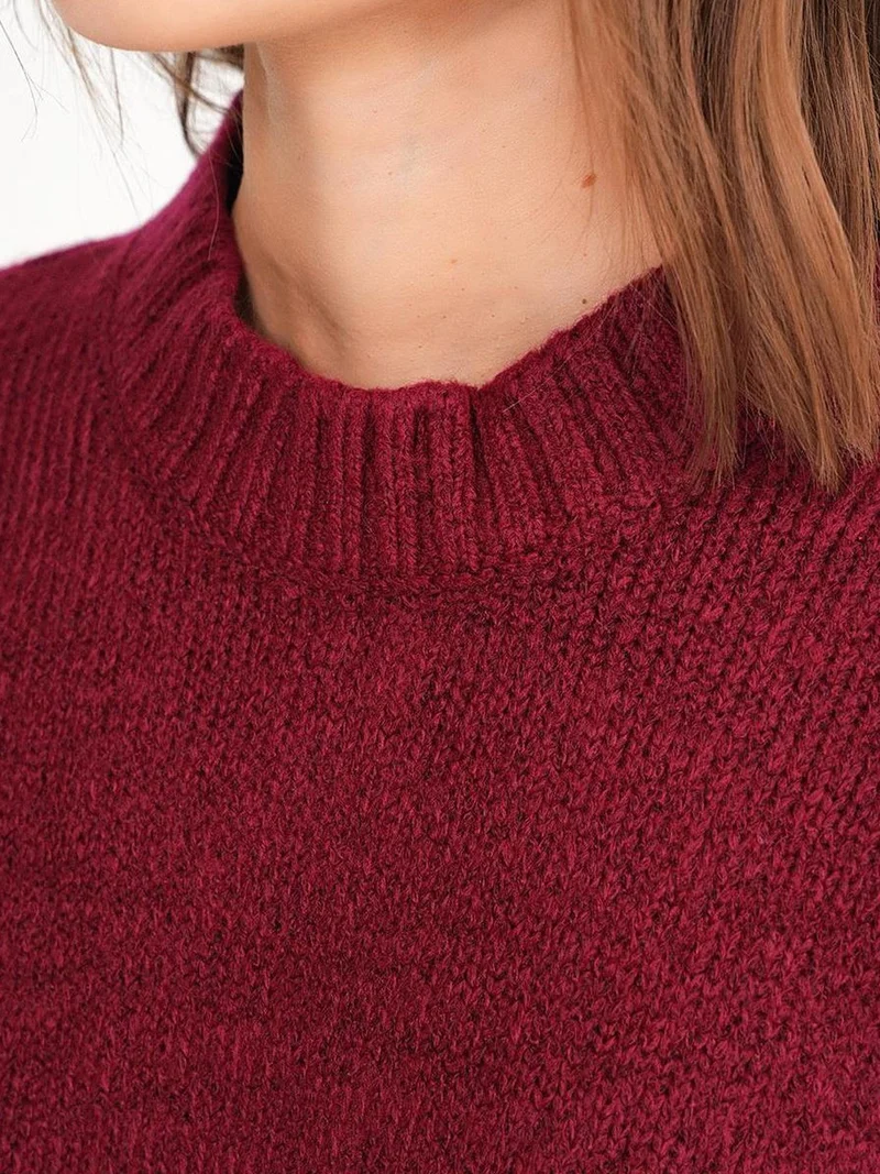 Mixray Burgundy Red Mixray Oversized Ribbed Knit Sweater with Crew Neck for Women | Best Price UAE