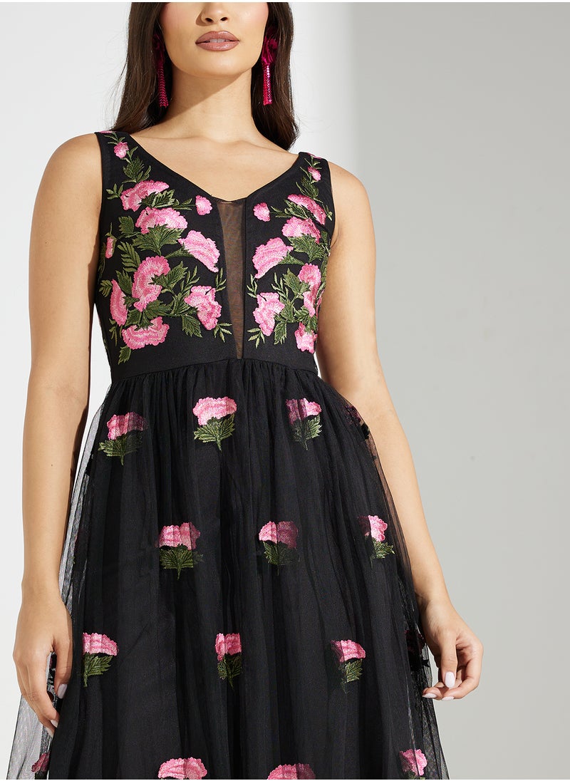 Frock and Frill - Strappy Mesh Detailed Maxi Dress - Image 1