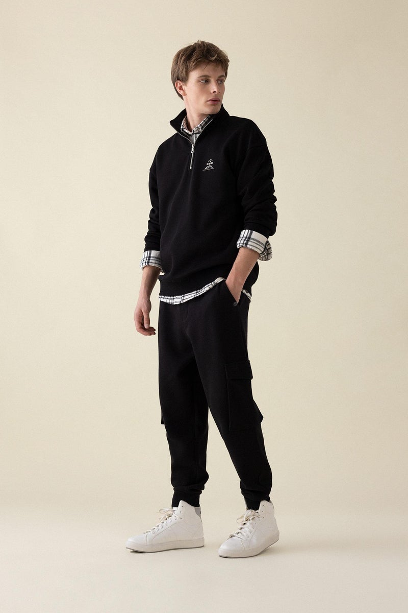 DeFacto Black Man Regular Fit Flexible Leg Cargo Sweatpants Casual - Image 2