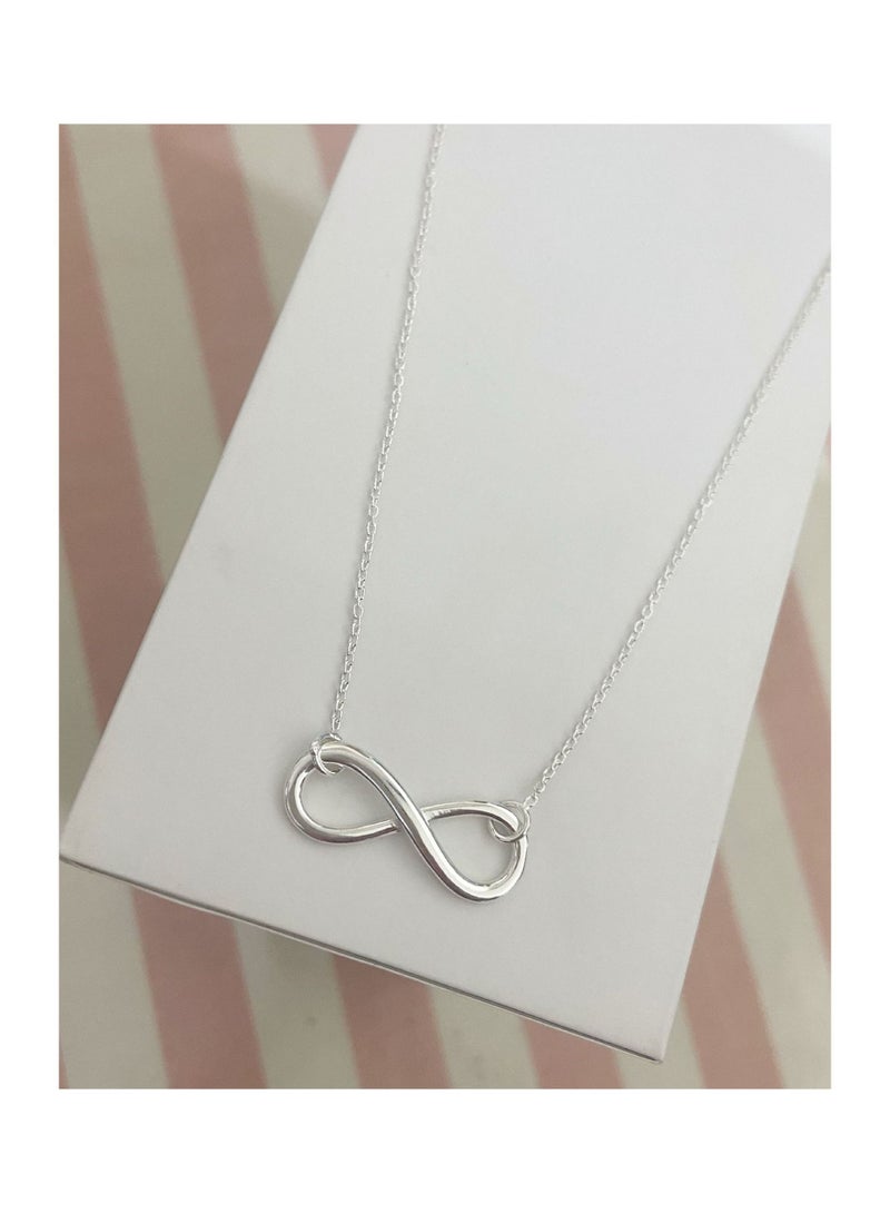 سلسلة انفينيتى