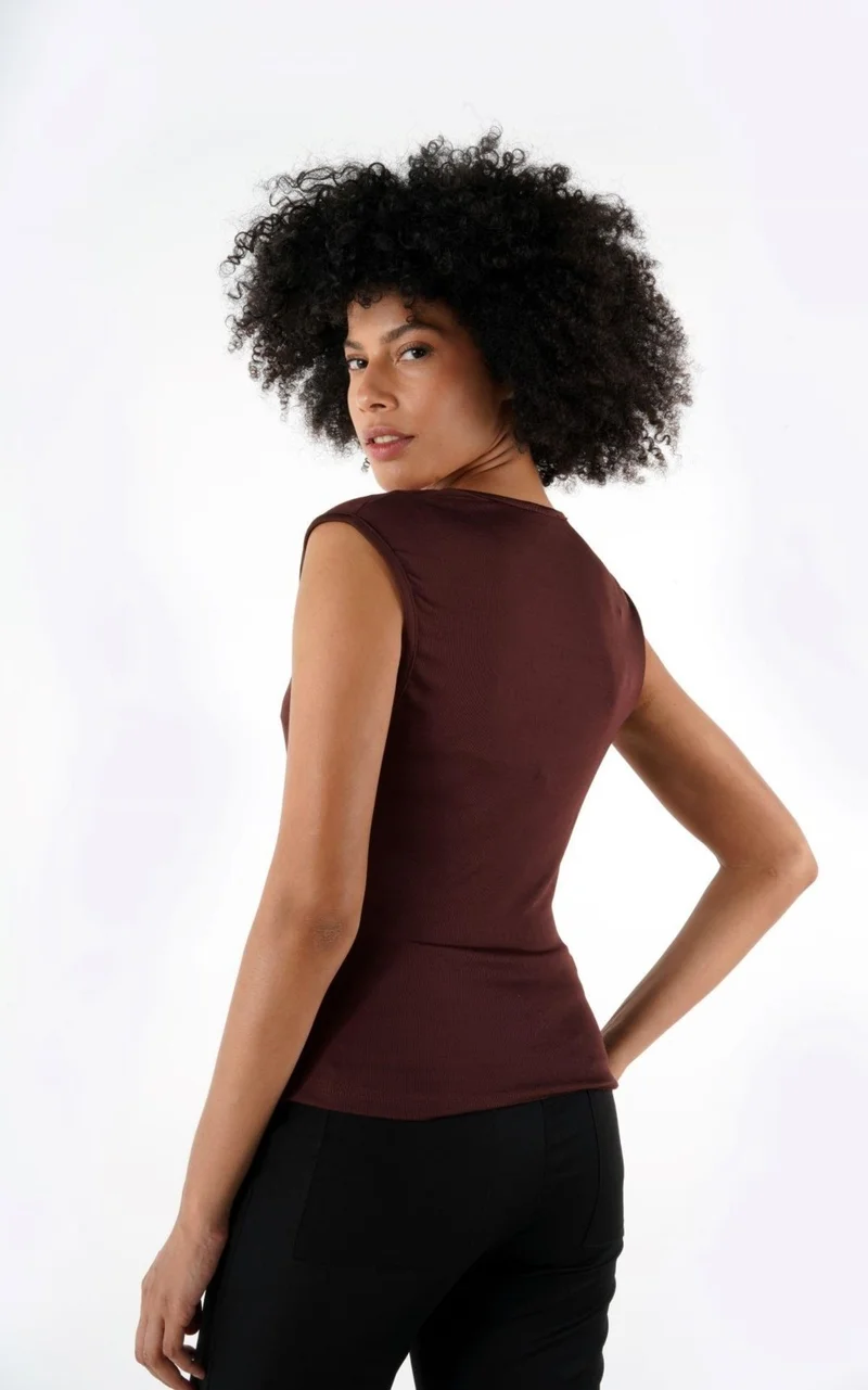 الكسندر جاردي Double Breasted Sleeveless Blouse (B24-38001)