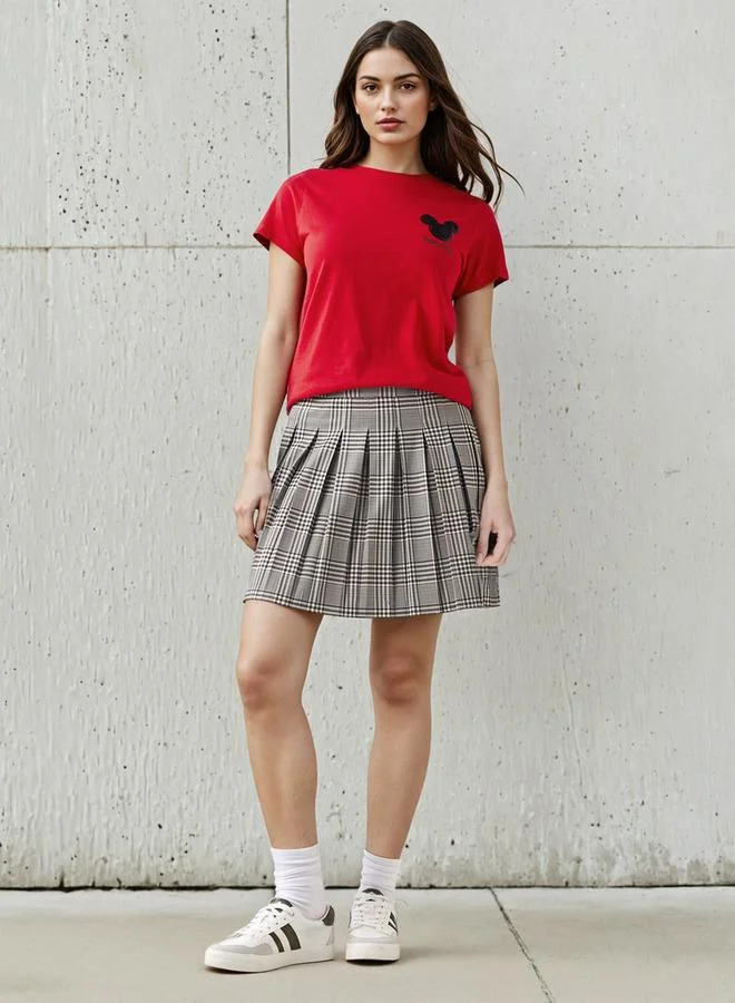 اس بي كاركترز تيشيرت بتفاصيل ميكي ماوس مطرزة قطن