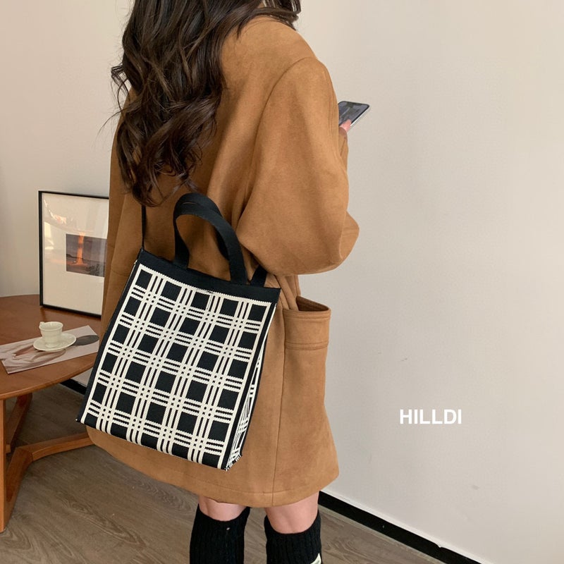 Korean Style Niche Design Black And White Houndstooth Knitted Crossbody Women'S Bag Handbag Shopping Bag Makeup Cosmetics Bag - Image 1