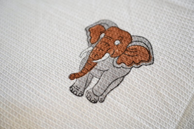 Paavni Decors مجموعة مناشف استحمام للأطفال بطبعة الفيل من بافني ديكور - Image 4