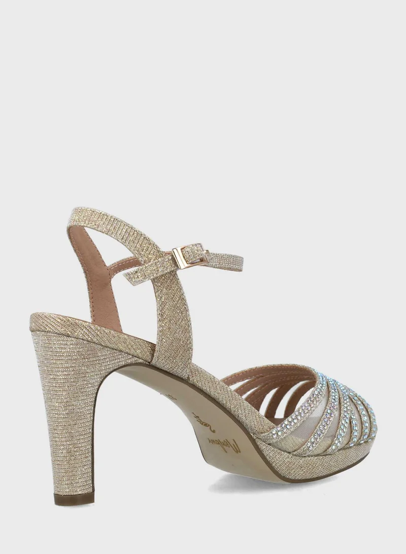 MENBUR Ankle Strap Heel Sandals